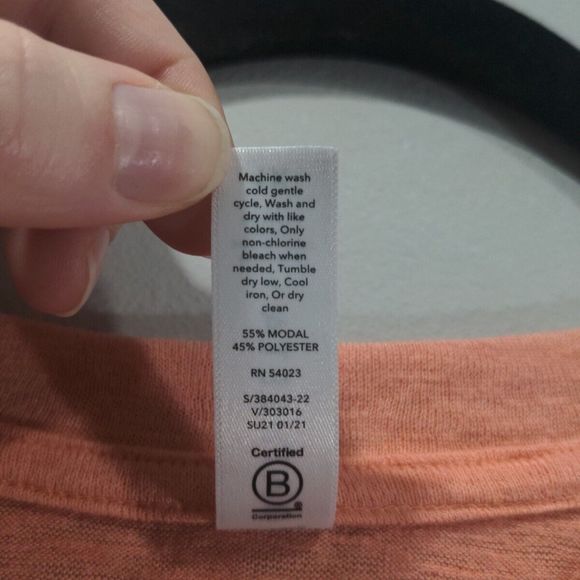 Athleta Womens Breezy Modal Tank Size 1X Orange Salmon Activewear Lightweight - Picture 5 of 11